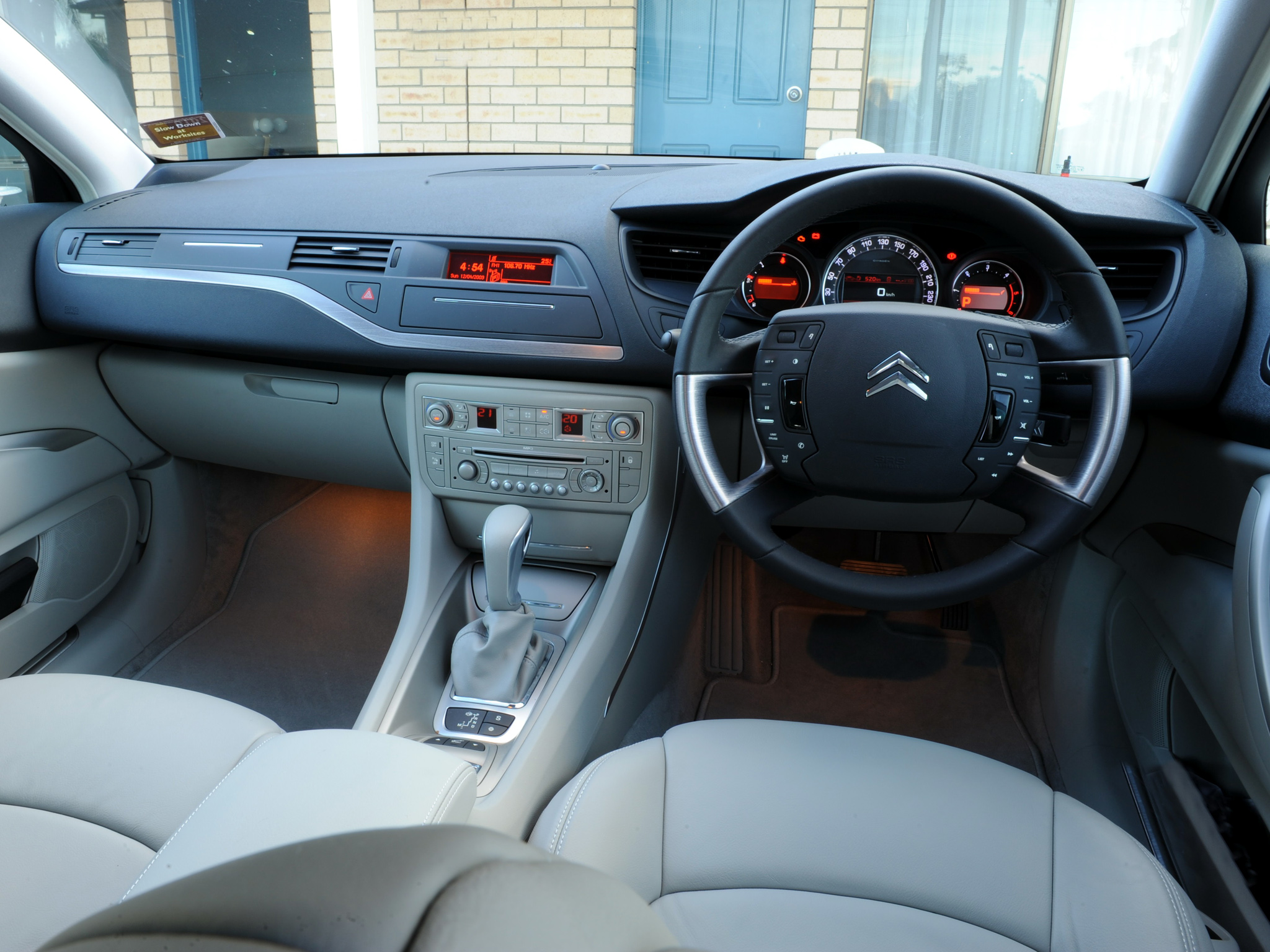 Citroen C5 Wagon 2.0 HDi 165 (Automatic)